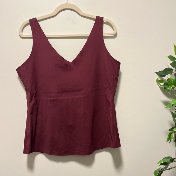 Honeylove Liftwear Tank - Picture 6 of 8